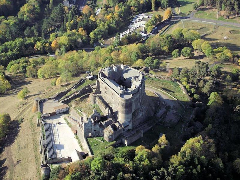 Studio Au Coeur Des Volcans D Auvergne - Murol Exterior foto